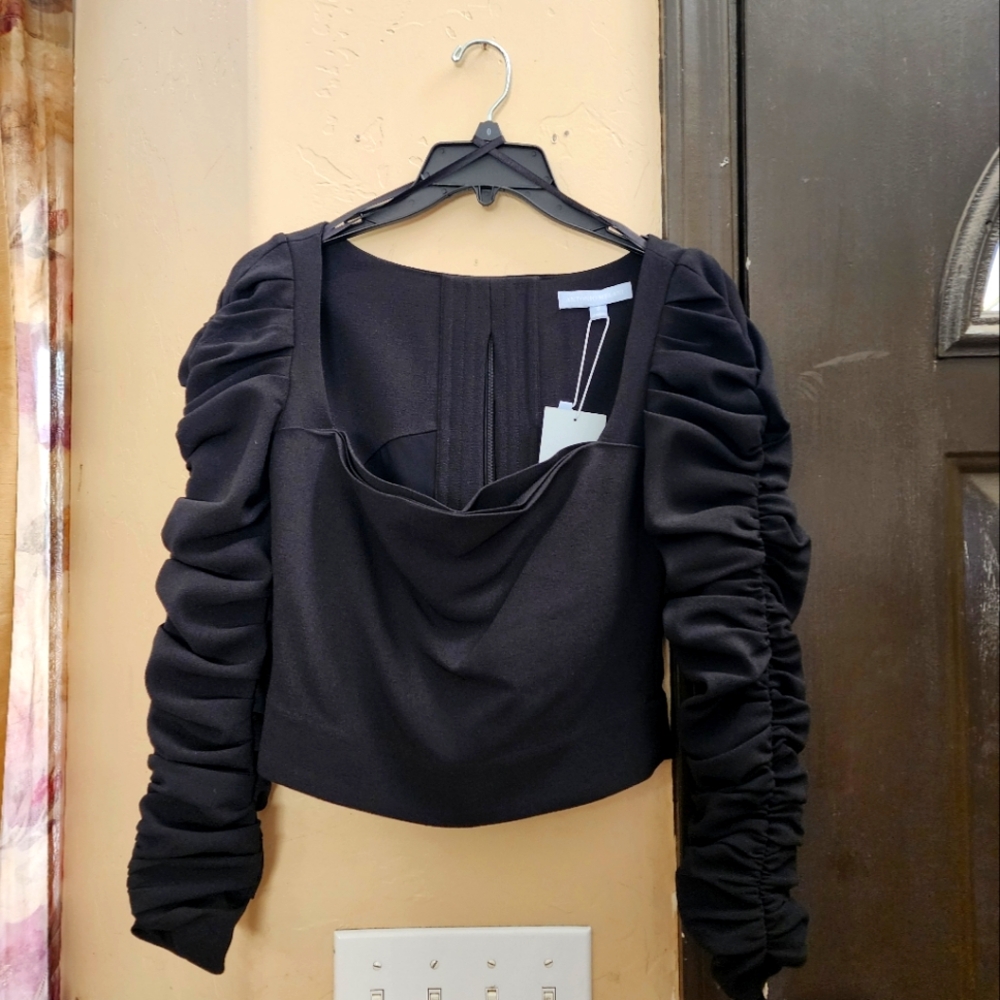 Elegant Black Ruched Sleeve Top
